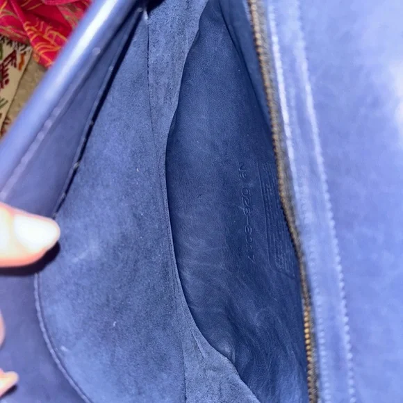 Vintage Coach Blue Leather Crossbody Bag - Picture 8 of 9